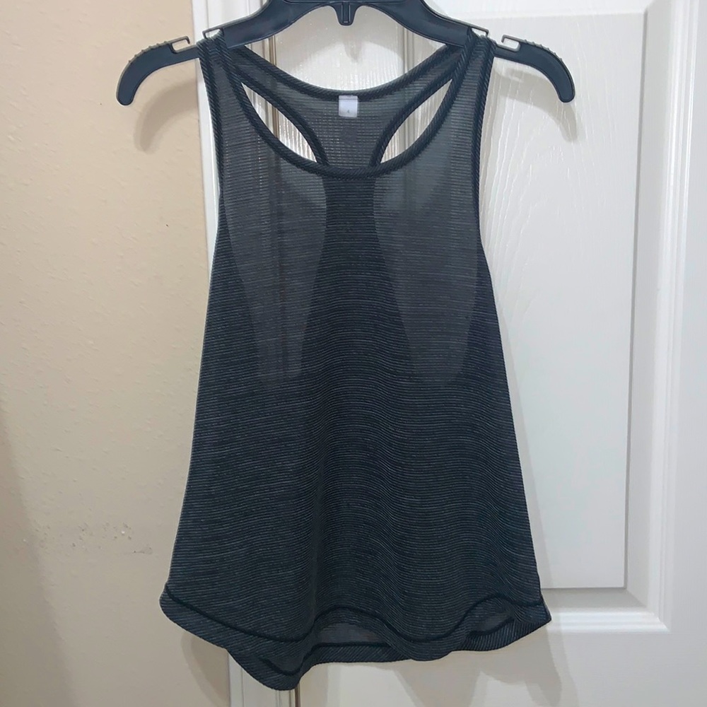 LULULEMON TANK TOP - size 4